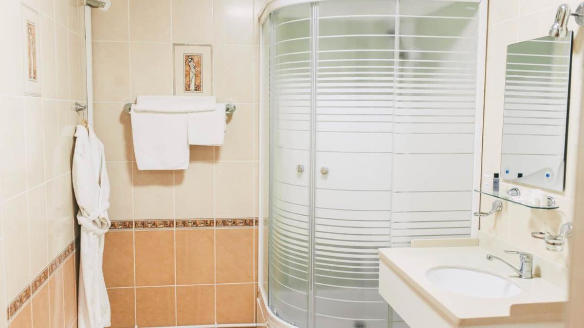 Dostyk Hotel Kokczetaw Zewnętrze zdjęcie