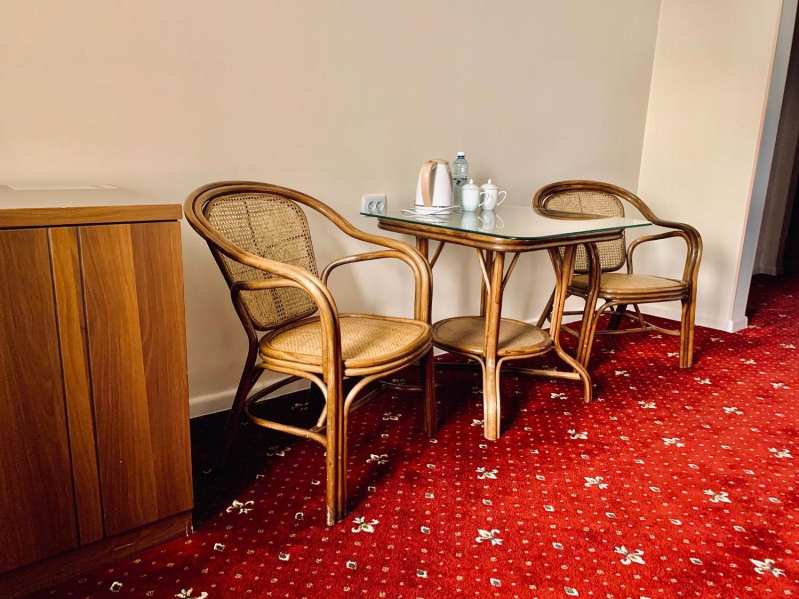 Dostyk Hotel Kokczetaw Zewnętrze zdjęcie